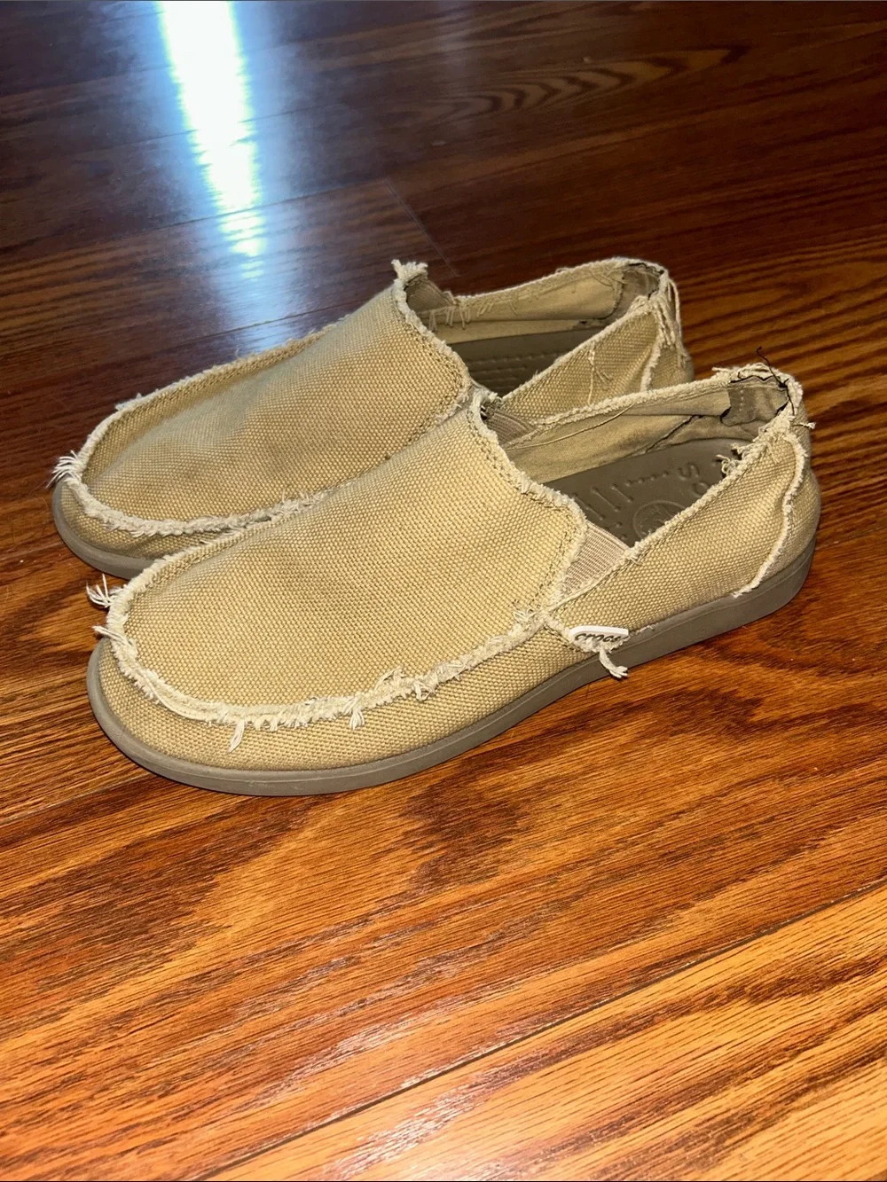 Crocs Men’s Santa Cruz Slip-on Loafer in Desert Sage / Stucco sz 8 Casual Canvas
